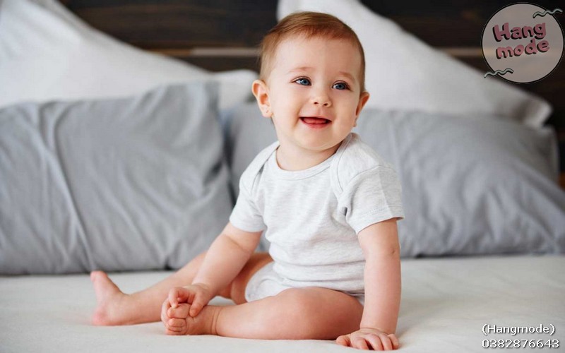 Chon Quan Ao So Sinh Cho Con